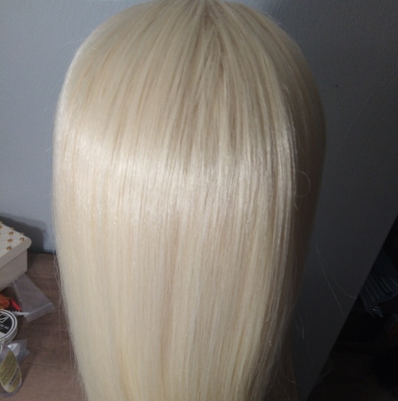 Blonde Synthetic Human Hair 30 inch Lace Front Wig - Picture 4 of 8